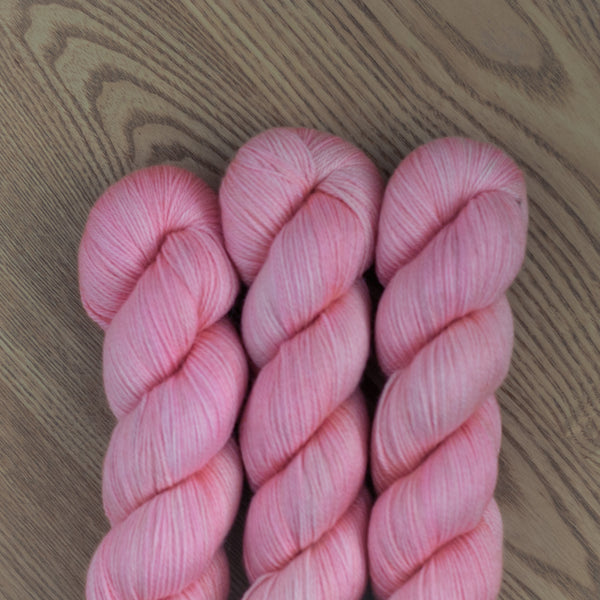 Rainbow Heirloom Lush Light